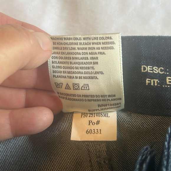 Liz Claiborne NWT denim bootcut jeans size 8 - Picture 8 of 8